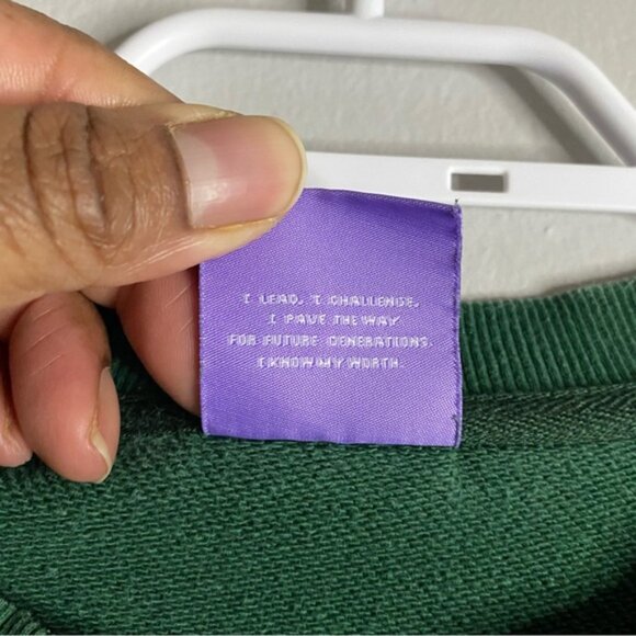 Monat Women's Green Graphic Print Crewneck Sweatshirt - Picture 5 of 9